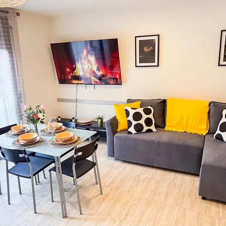 Studio Apartments *