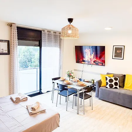 Appartement Studio Apartments *